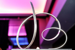 Trofeo de los Platinum Contact Center Awards